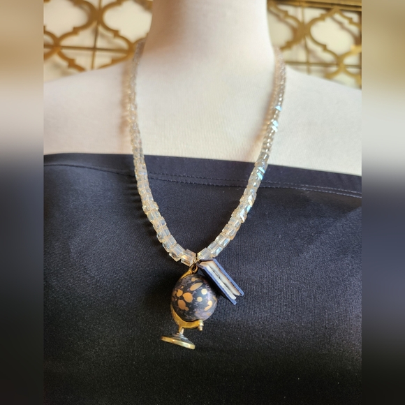 ✨️🌏Handcrafted Globe with Inset Crystals and Passport with Pages - Picture 6 of 16